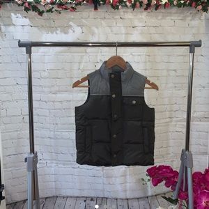 Boys Winter Vest size (6/7)